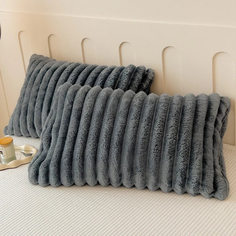 Luxurious Comfortable Faux Rabbit Fur Velvet Blanket