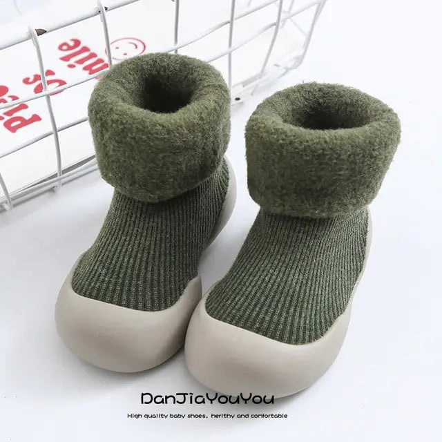 Super Warm Socks Shoes for Kids – Comfort and Style for Winter
