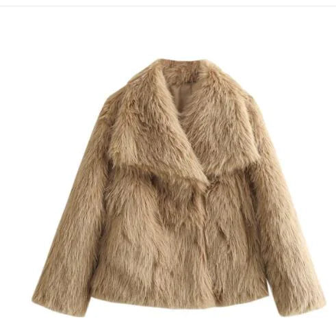 Women's Faux Fox Fur Coat: Elegance and Warmth for the Colder Months