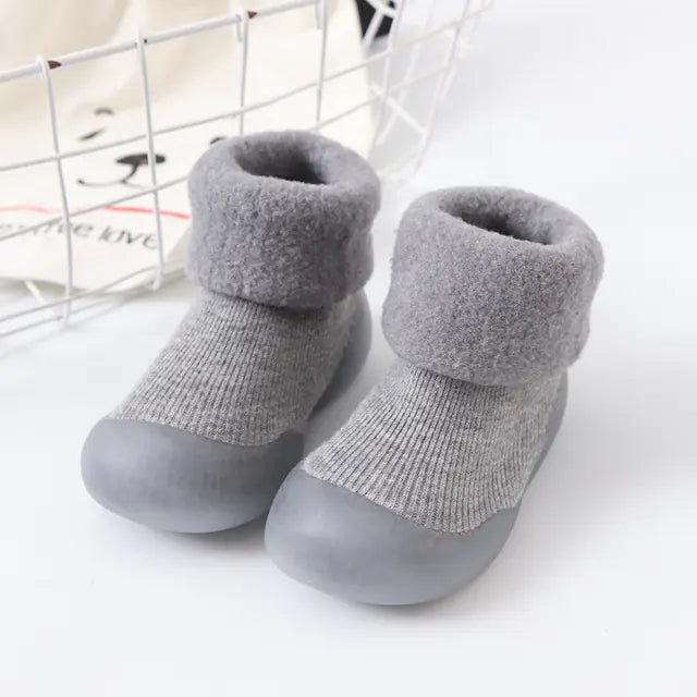 Super Warm Socks Shoes for Kids – Comfort and Style for Winter