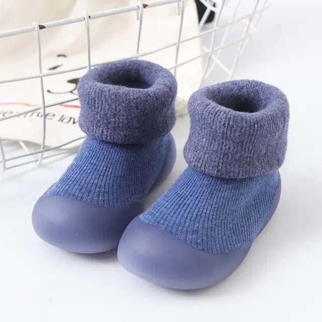 Super Warm Socks Shoes for Kids – Comfort and Style for Winter