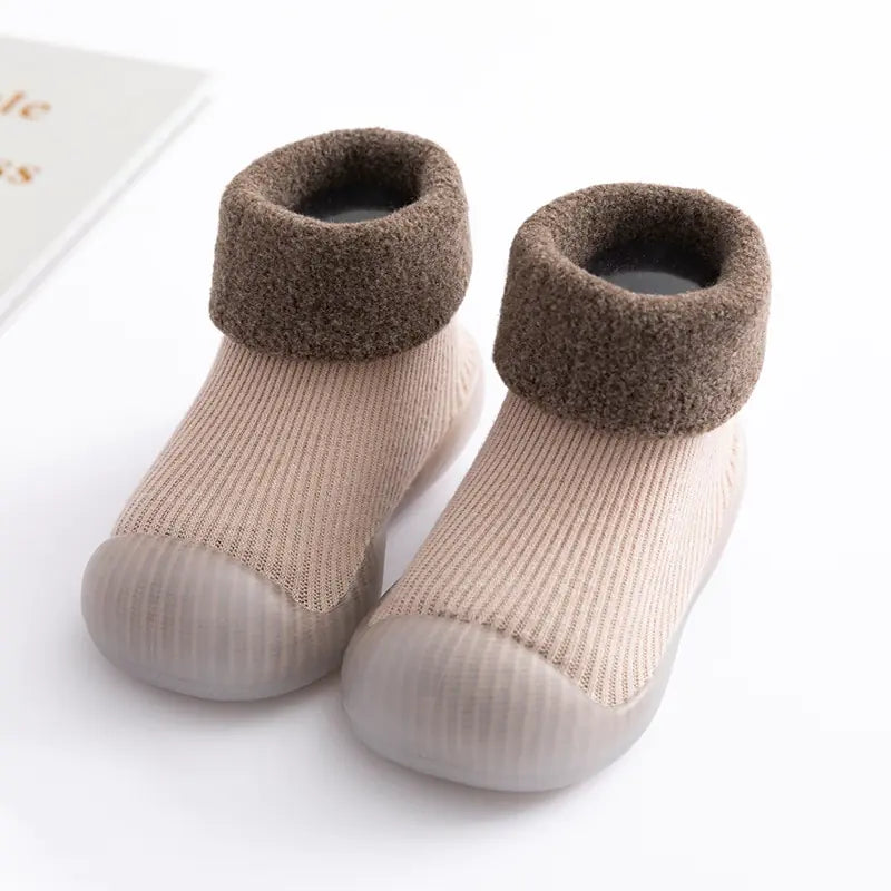 Super Warm Socks Shoes for Kids – Comfort and Style for Winter