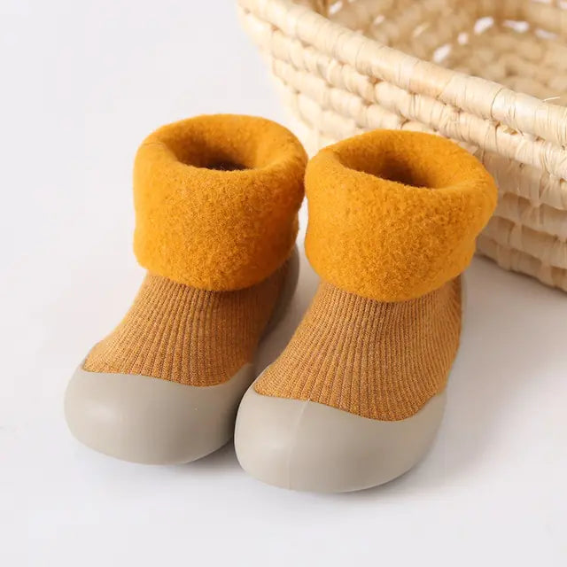 Super Warm Socks Shoes for Kids – Comfort and Style for Winter
