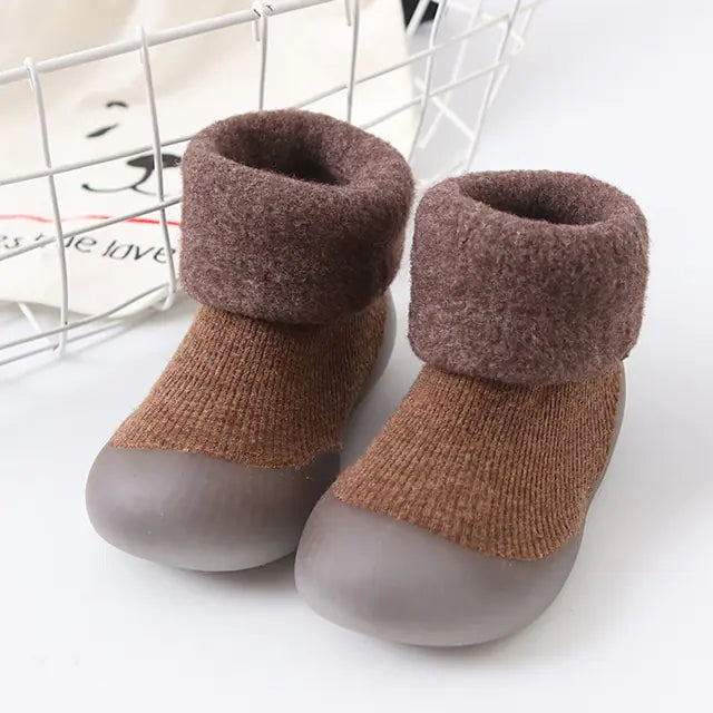 Super Warm Socks Shoes for Kids – Comfort and Style for Winter